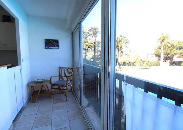 Tropcoq - Au Coeur De St-Tropez - Studio Cabine Pour 2 Personnes