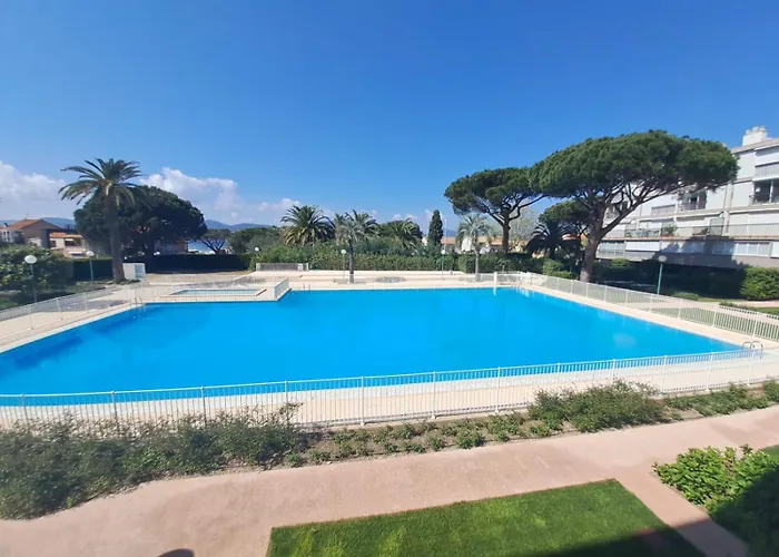 Tropcoq - Au Coeur De St-Tropez - Studio Cabine Pour 2 Personnes