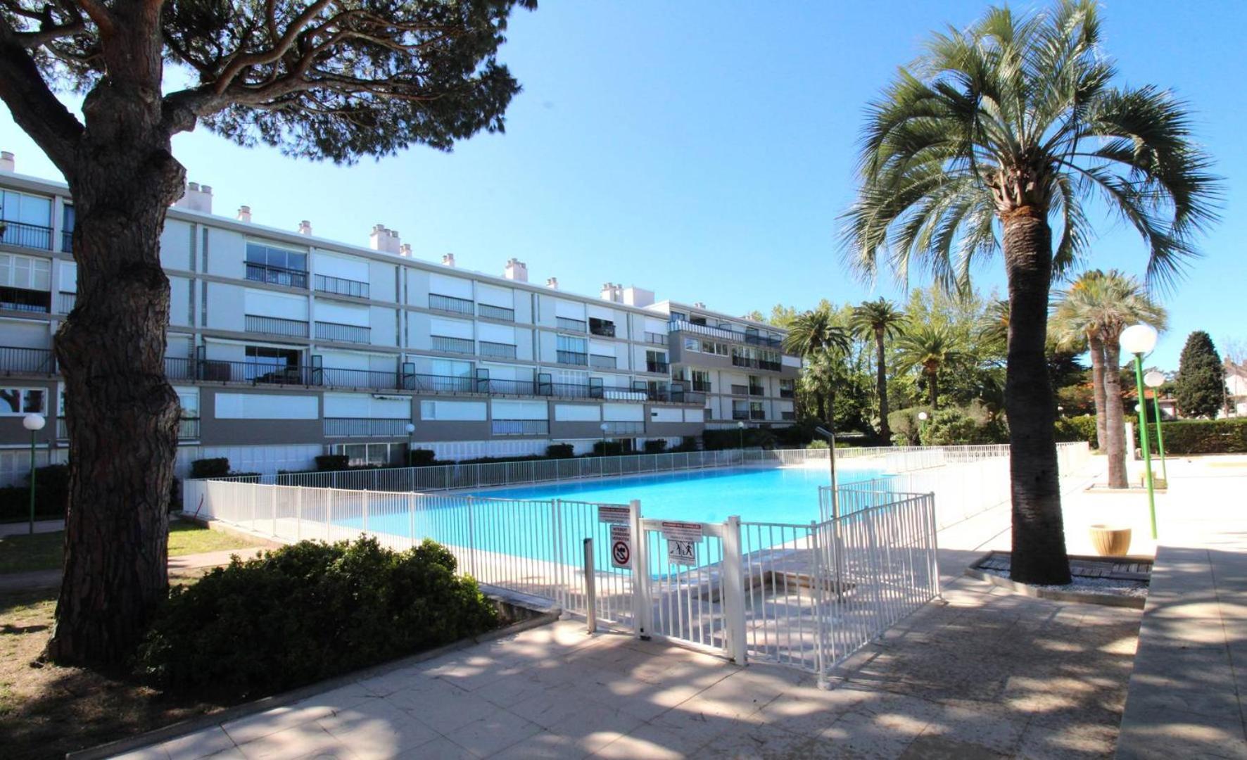 Tropcoq - Au Coeur De St-tropez - Pour 2 Personnes Saint-Tropez